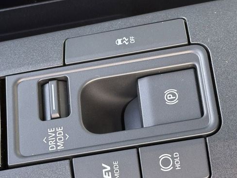 New 2026 Toyota Prius XLE FWD image 19