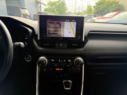 Used 2019 Toyota RAV4 Limited w/ Advanced Technology Package AWD/4WD image 12