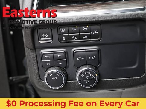 Used 2025 Chevrolet Suburban Z71 AWD/4WD image 22