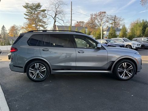 Certified 2024 BMW X7 xDrive40i w/ M Sport Package image 4