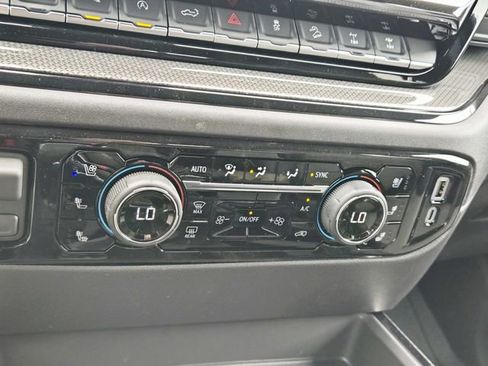 New 2026 Chevrolet Silverado 1500 ZR2 w/ LPO, Dark Essentials Package AWD/4WD image 31