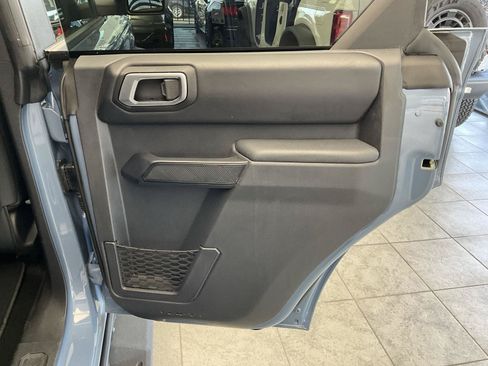 Used 2025 Ford Bronco Badlands w/ Sasquatch Package AWD/4WD image 15