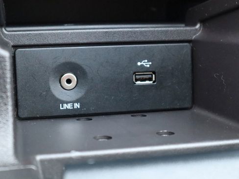 Used 2014 Ford Focus SE w/ Equipment Group 201A image 28