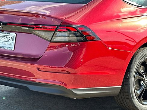 New 2025 Honda Accord SE image 5