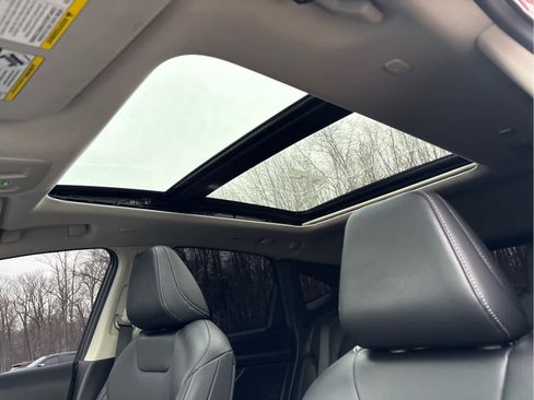 Used 2025 Nissan Murano SL image 14