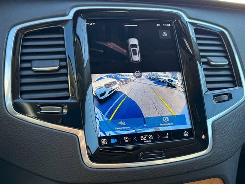 Certified 2024 Volvo XC90 B5 Plus w/ Protection Package Premier image 23