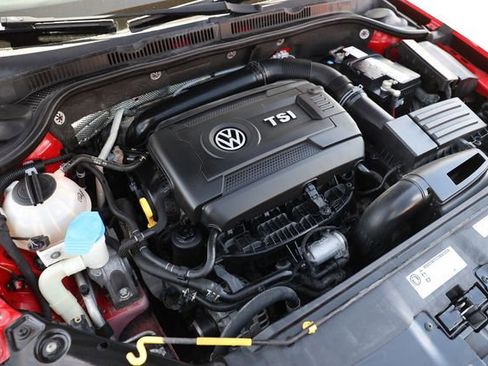 Used 2017 Volkswagen Jetta GLI image 50