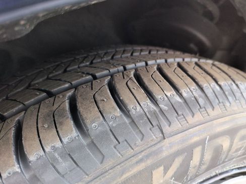 Certified 2024 Toyota Corolla LE image 28