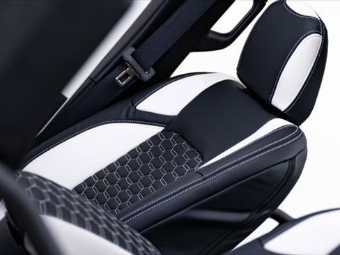 Used 2026 Jeep Wrangler Unlimited Sport image 26