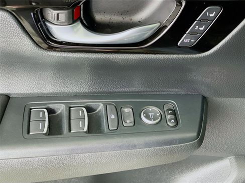 Certified 2024 Honda CR-V Sport Touring image 22