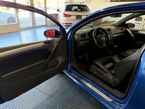 Used 2012 Volkswagen Golf R 2-Door image 15