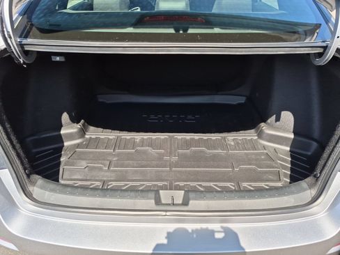 Used 2023 Honda Civic Sport image 32