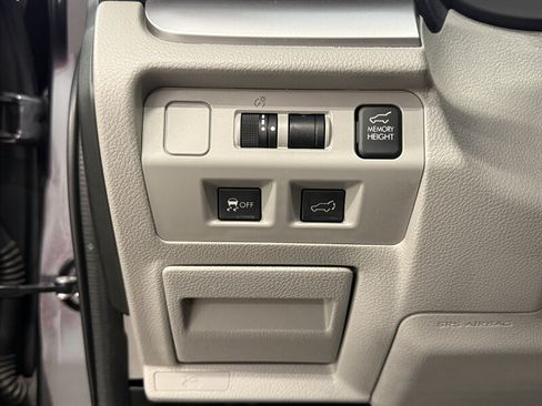 Used 2016 Subaru Forester 2.5i Limited w/ Popular Package #2 AWD/4WD image 18