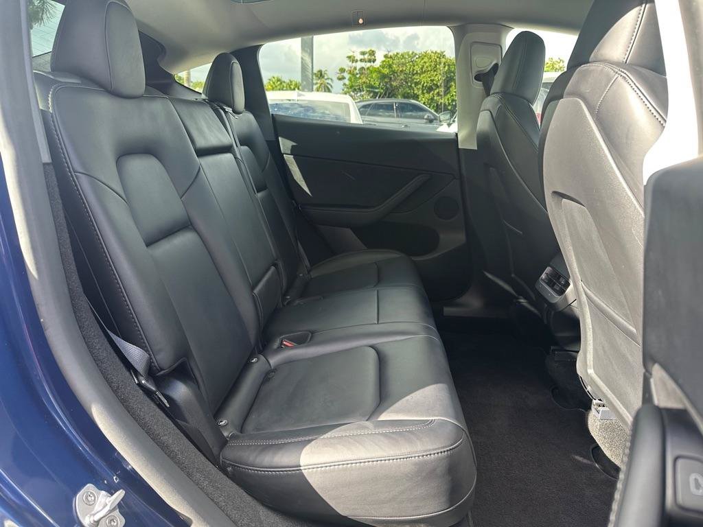 Used 2024 Tesla Model Y 2WD image 25