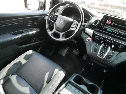 Used 2025 Honda Odyssey Sport-L image 9