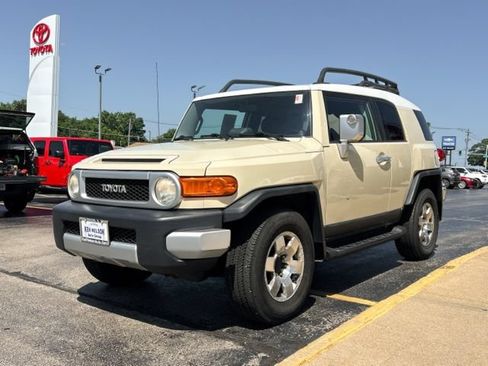 Used 2008 Toyota FJ Cruiser 4WD image 5