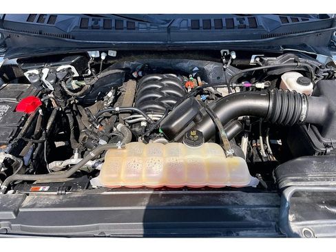 Used 2018 Ford F150 Lariat AWD/4WD image 11