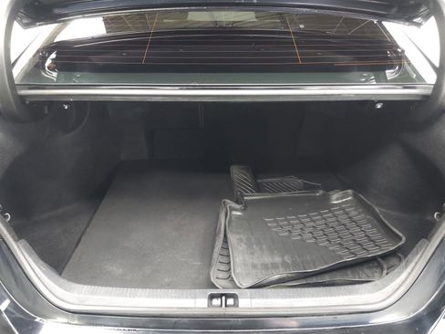 Used 2019 Toyota Camry SE FWD image 10