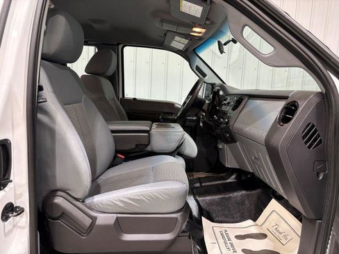 Used 2016 Ford F250 XL w/ Power Equipment Group image 12