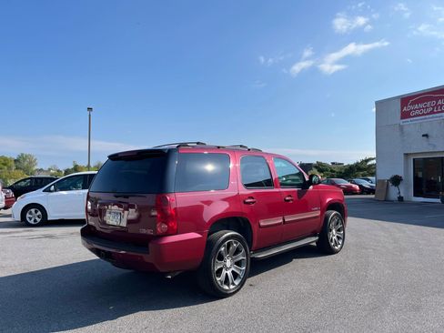 Used 2007 GMC Yukon SLT w/ SLT Preferred Equipment Group image 3