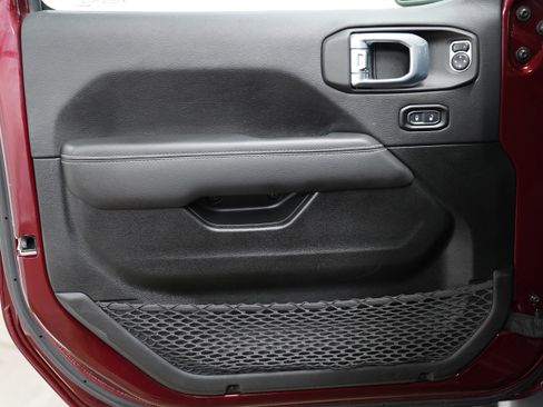 Used 2022 Jeep Wrangler Unlimited Sahara w/ LED Lighting Group image 15