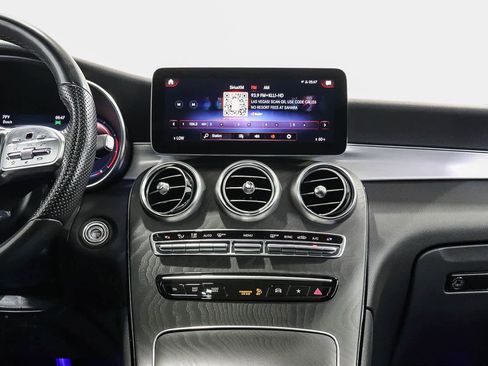 Used 2022 Mercedes-Benz GLC 300 image 14