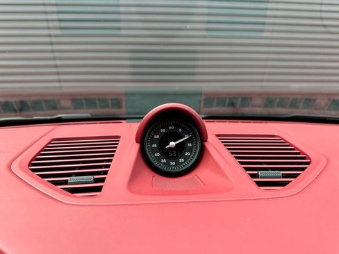 Certified 2025 Porsche 911 Carrera RWD image 28