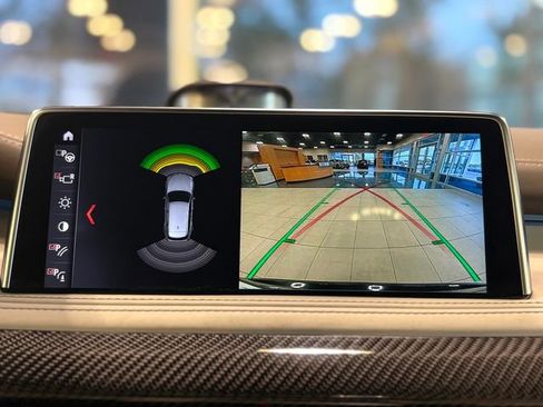 Used 2018 BMW X5 M image 32