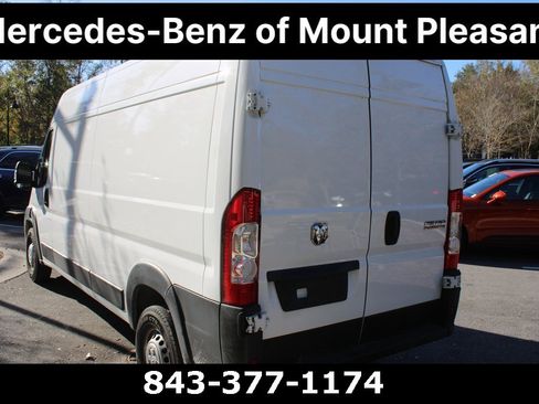 Used 2025 RAM ProMaster 2500 w/ Convenience Group image 25
