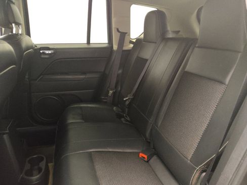 Used 2017 Jeep Compass 75th Anniversary w/ Power Value Group image 18