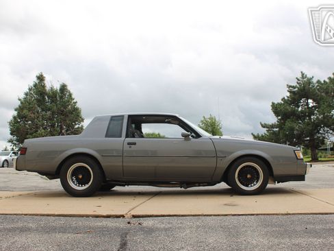 Used 1987 Buick Regal Coupe RWD image 4