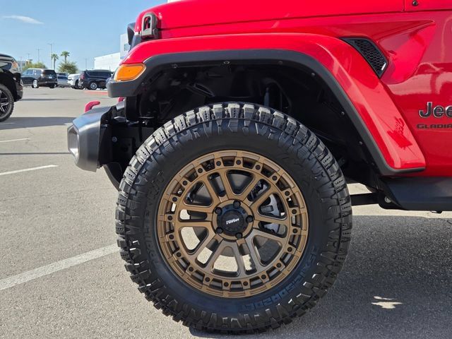 Used 2022 Jeep Gladiator Overland w/ Trailer Tow Package AWD/4WD image 9