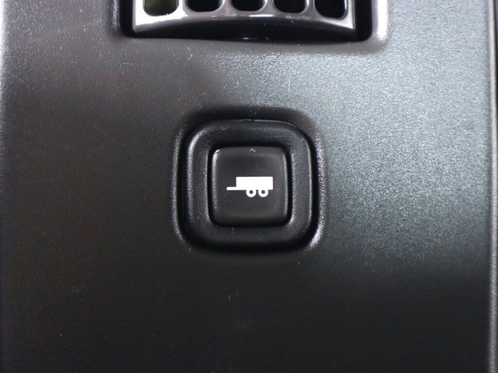 Used 2019 Chevrolet Express 2500 w/ Driver Convenience Package RWD image 25