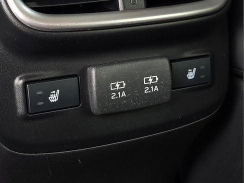 Used 2020 Subaru Outback Limited w/ Popular Package #2 image 11