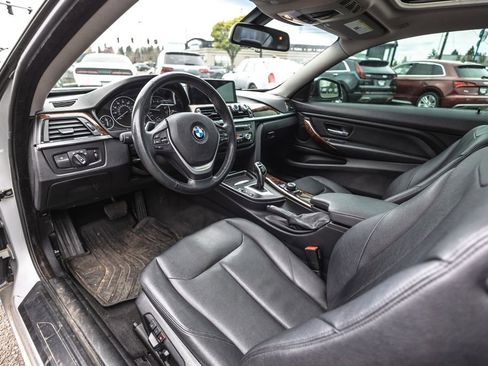 Used 2014 BMW 428i xDrive Coupe w/ Driver Assistance Package AWD/4WD image 19