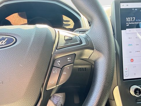 Used 2023 Ford Edge SE w/ Black Appearance Package AWD/4WD image 16