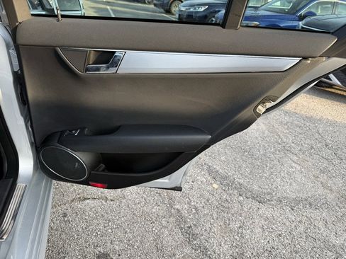 Used 2010 Mercedes-Benz C 300 Sedan image 36