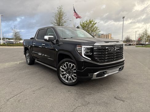 Used 2024 GMC Sierra 1500 Denali Ultimate image 2