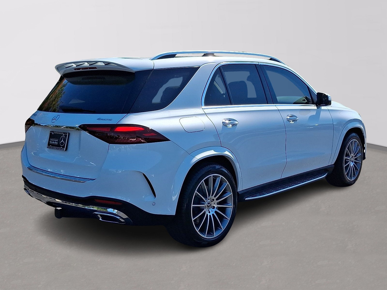 Certified 2026 Mercedes-Benz GLE 450 4MATIC image 4