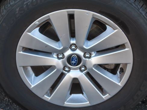 Used 2019 Subaru Outback 2.5i image 10