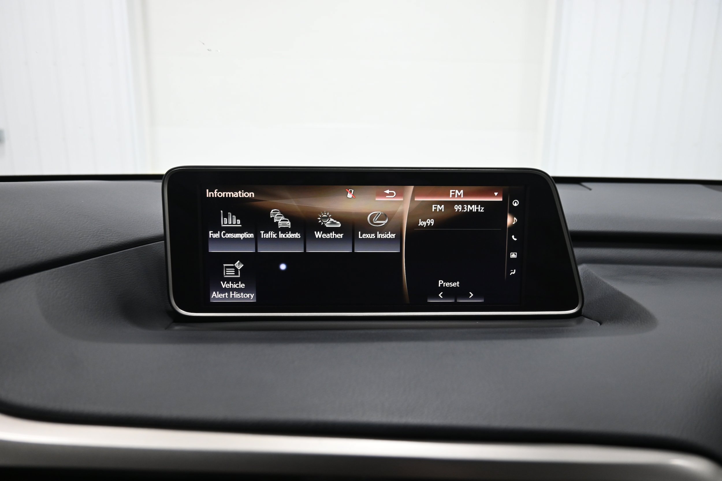 Used 2017 Lexus RX 350 AWD w/ Premium Package image 18
