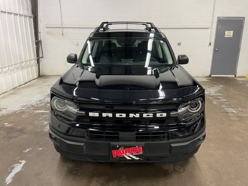 Used 2023 Ford Bronco Sport Outer Banks w/ Tech Package AWD/4WD image 2