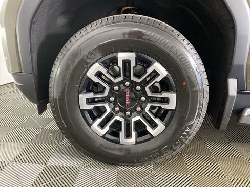 New 2026 GMC Sierra EV Elevation image 31