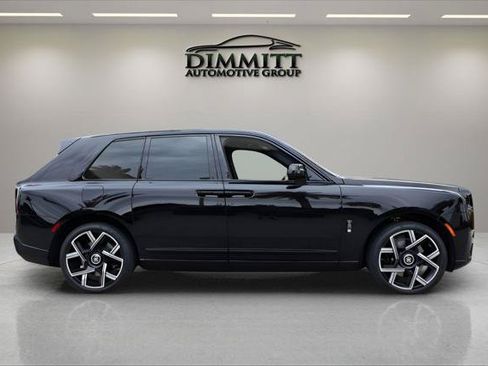 Certified 2026 Rolls-Royce Cullinan Black Badge AWD/4WD image 9