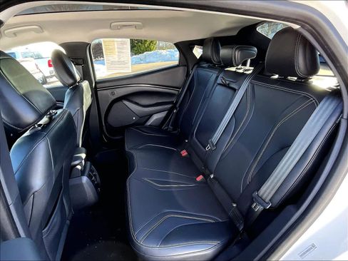 Used 2021 Ford Mustang Mach-E Premium image 15
