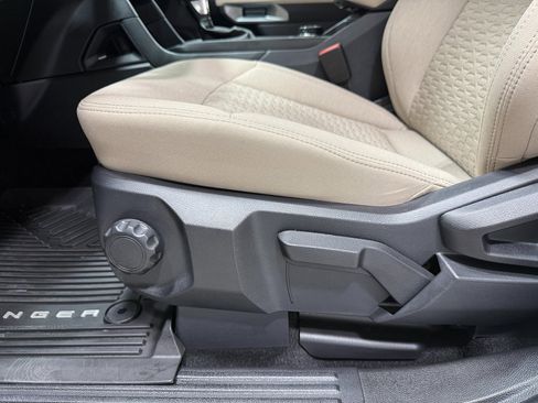 Used 2025 Ford Ranger XLT w/ FX4 Off-Road Package image 13