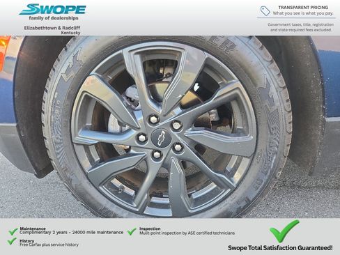 Used 2023 Chevrolet Equinox RS w/ LPO, Floor Liner Package FWD image 9