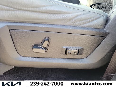 Used 2016 RAM 1500 Big Horn AWD/4WD image 23