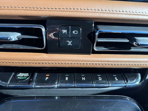 Certified 2023 Lincoln Nautilus Reserve w/ Equipment Group 201A image 26