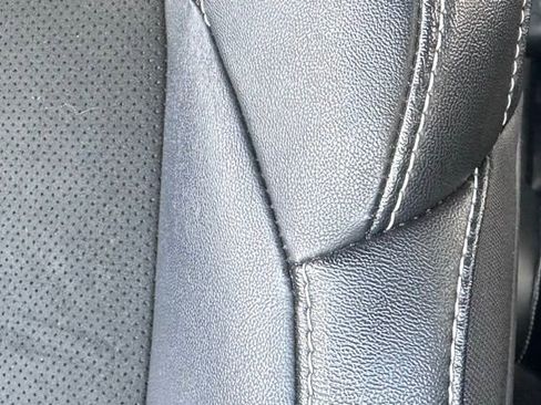 Used 2023 Jeep Grand Cherokee L Altitude image 13